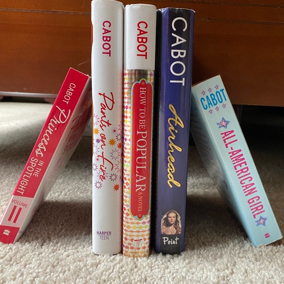 5 Meg Cabot Books - Picture 2 of 2